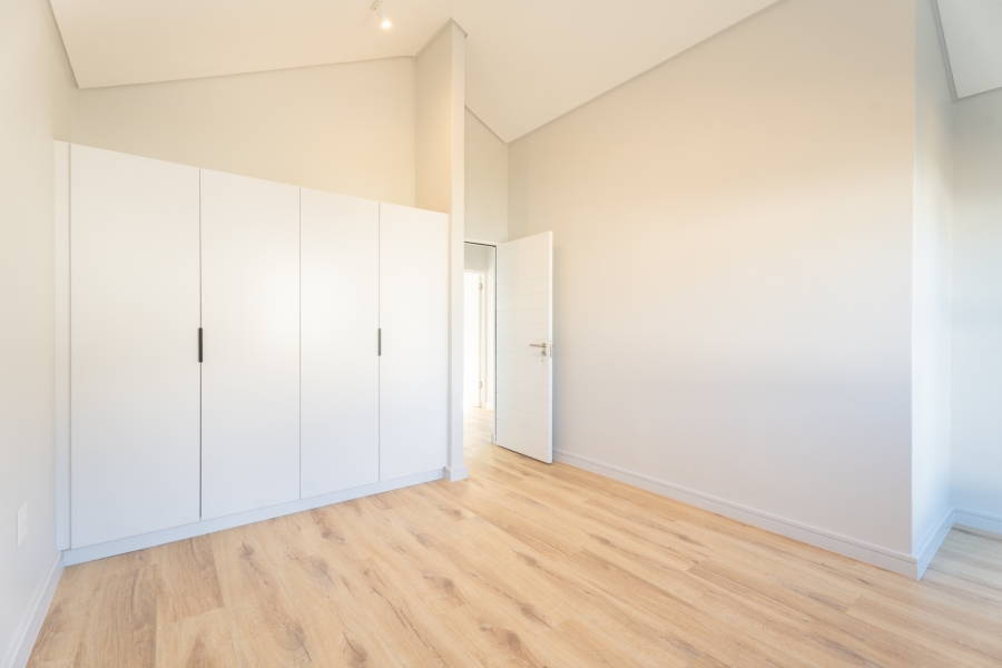 To Let 2 Bedroom Property for Rent in Newinbosch Western Cape